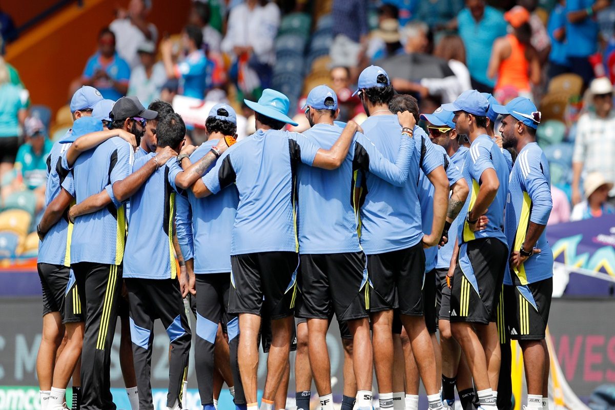 श्रीलंका दौरे पर रवाना होगी टीम इंडिया, कैसा हो सकता है गंभीर का कोचिंग स्टाफ?