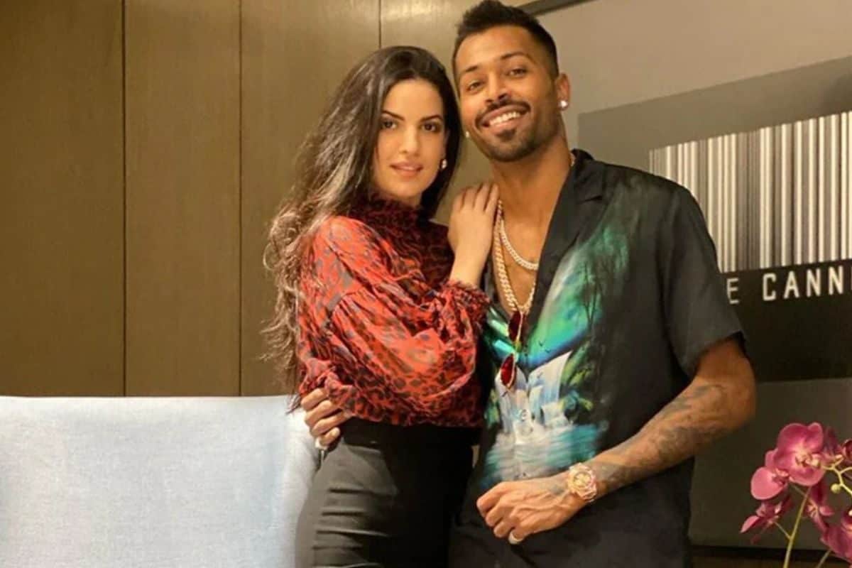 पहले प्रेग्नेंसी और फिर 3 शादी... बड़ी रोचक है हार्दिक-नताशा की लव स्टोरी