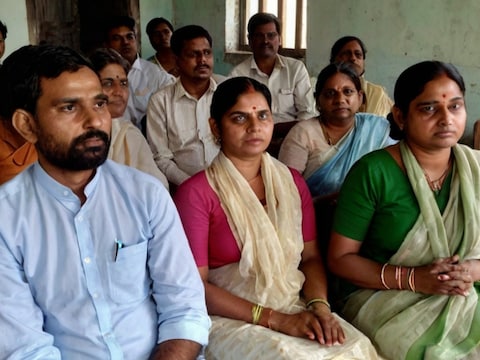 फर्जी दस्तावेज लगाने वाले शिक्षकों के खिलाफ बड़ी कार्रवाई. (सांकेतिक तस्वीर-AI)