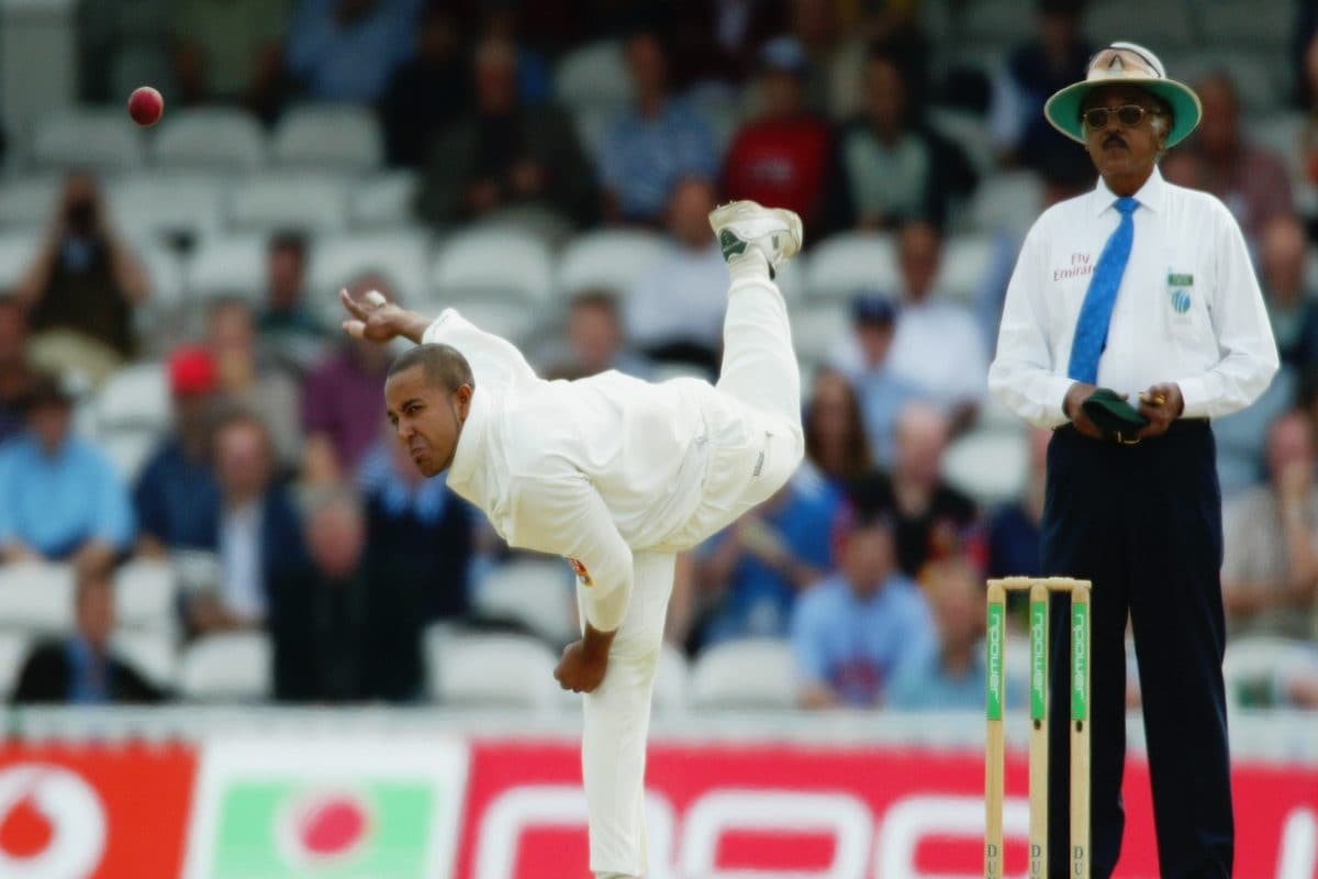 कोई 'रांग फुटेड', कोई 'स्लिंगा' तो..अजीब एक्‍शन वाले बॉलर्स ने पाई खूब सफलता