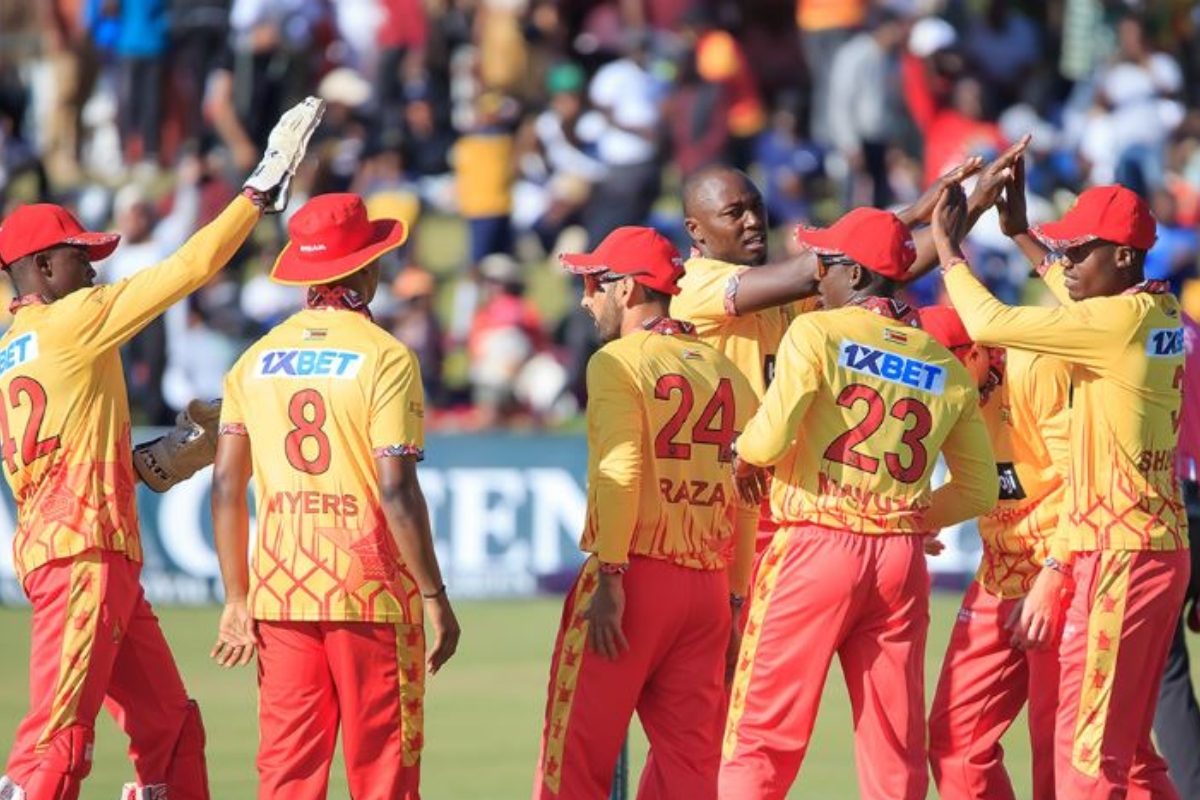 'प्रिंस' को किया क्लीन बोल्ड... जिम्बाब्वे के कप्तान ने कर ली सूर्या की बराबरी