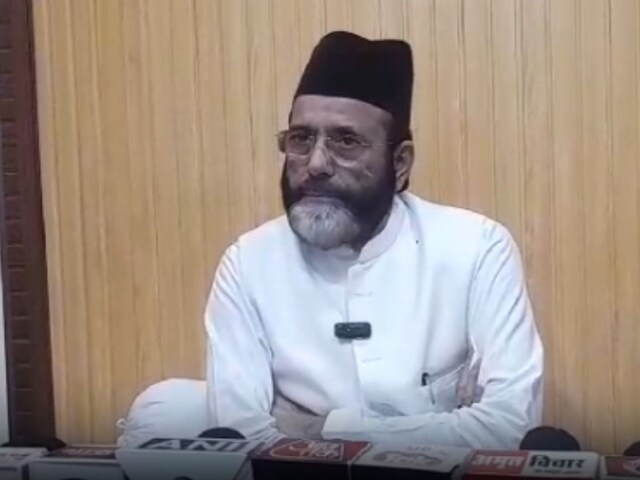 मौलाना तौकीर रजा ने किया सामूहिक धर्म परिवर्तन का ऐलान, मचा बवाल