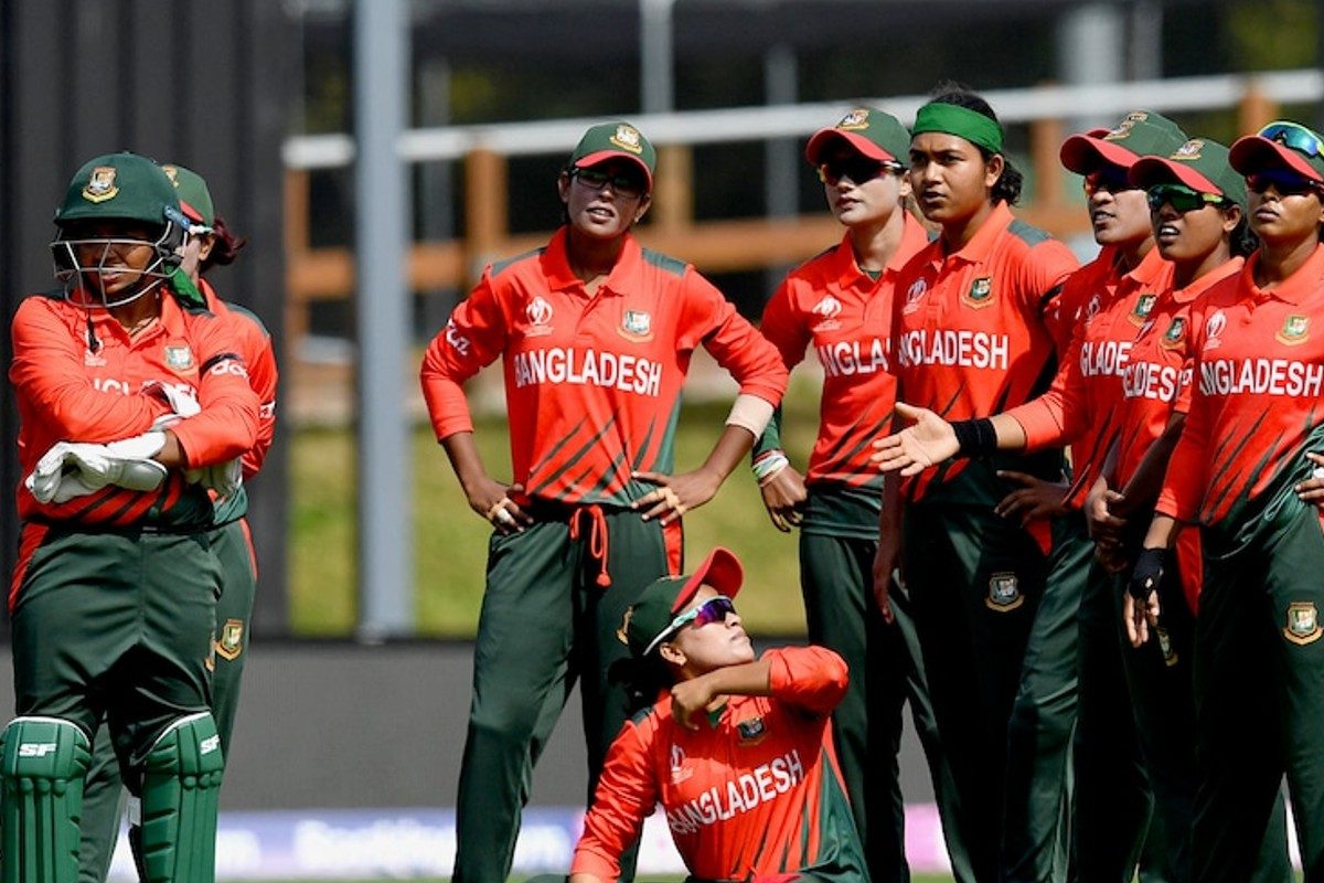 बांग्लादेश को पीटकर श्रीलंका ने किया आगाज, 7 विकेट के रौंदा