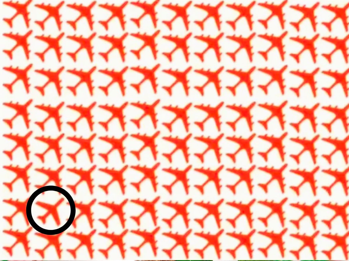 can you spot an odd plane, can you spot an odd plane within 7 second, spot an odd plane within 7 second, spot an odd plane, optical illusion challenge