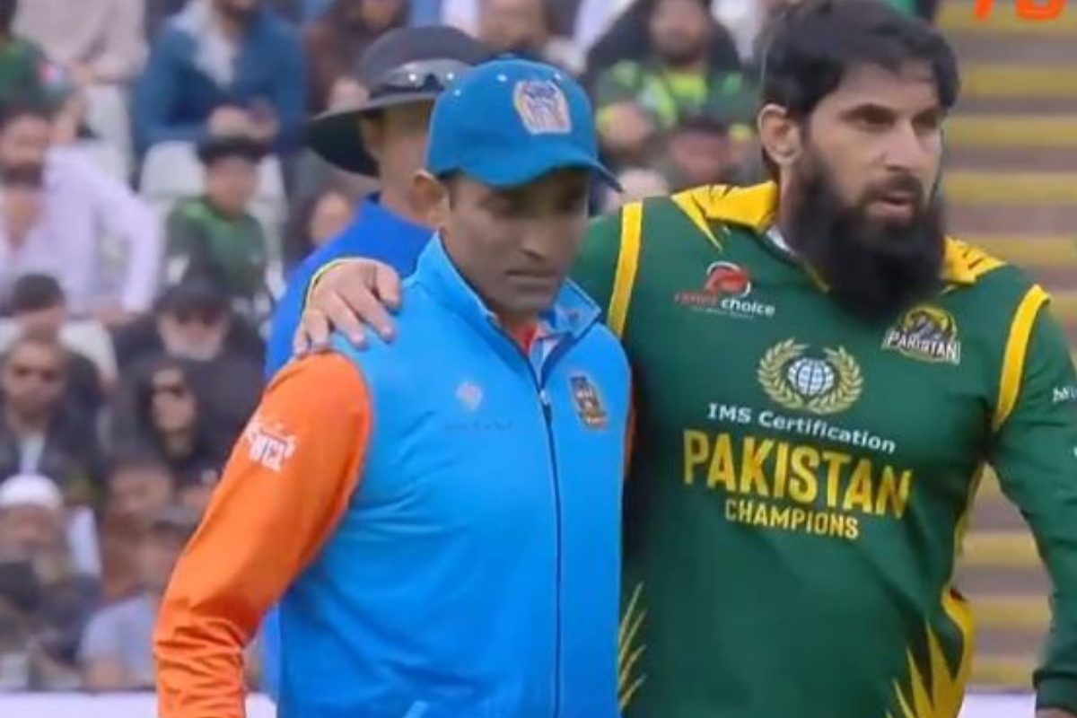 VIDEO: दर्द से तड़प रहा था दुश्मन देश का खिलाड़ी, उथप्पा ने जीता दिल