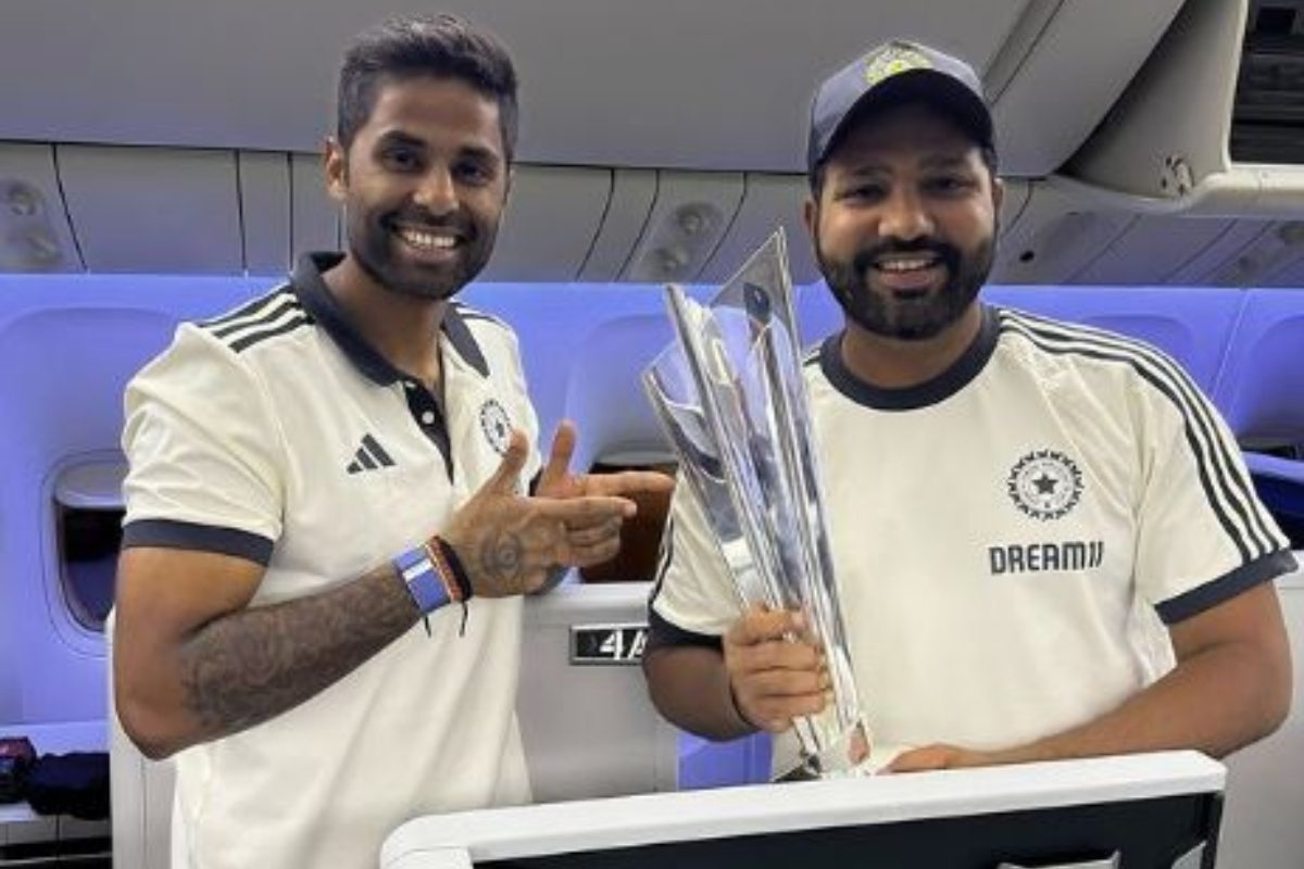 हम आपके साथ एंज्वॉय करना चाहते हैं... रोहित का फैंस को इनविटेशन