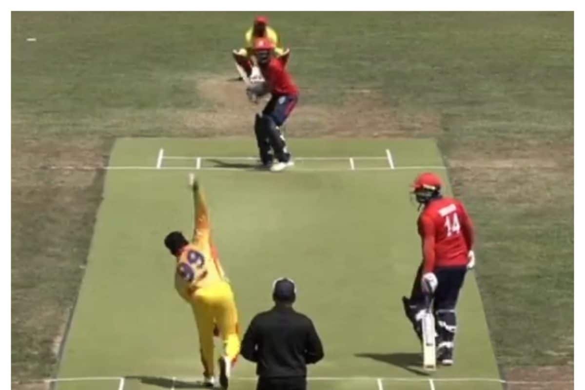 VIDEO: 2 ओवर में चाहिए थे 61 रन, बैटर्स ने 11 गेंद में ठोक दिए, लगाए 8 छक्के