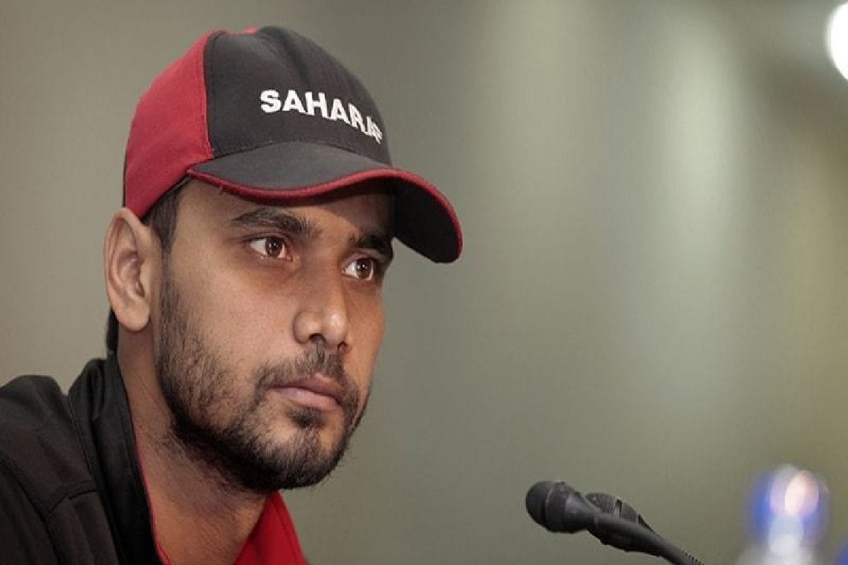 बांग्लादेश में भड़की हिंसा, पूर्व कप्तान के घर में आगजनी