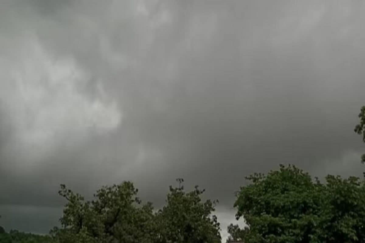 Bihar Weather: पटना, बेगूसराय और रोहतास समेत 23 जिलों में बारिश का अलर्ट