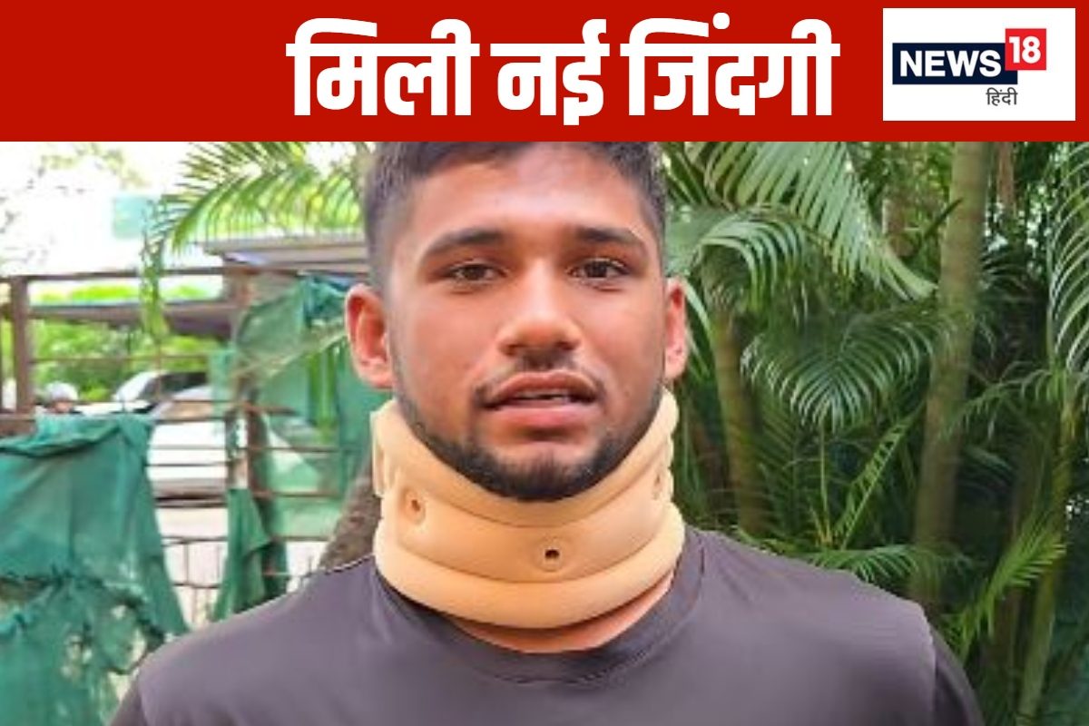 VIDEO: गले में पट्टी, रोड एक्सीडेंट के बाद सामने आया भारतीय क्रिकेटर