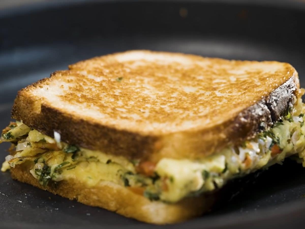 Eggless Omelette bread Recipe