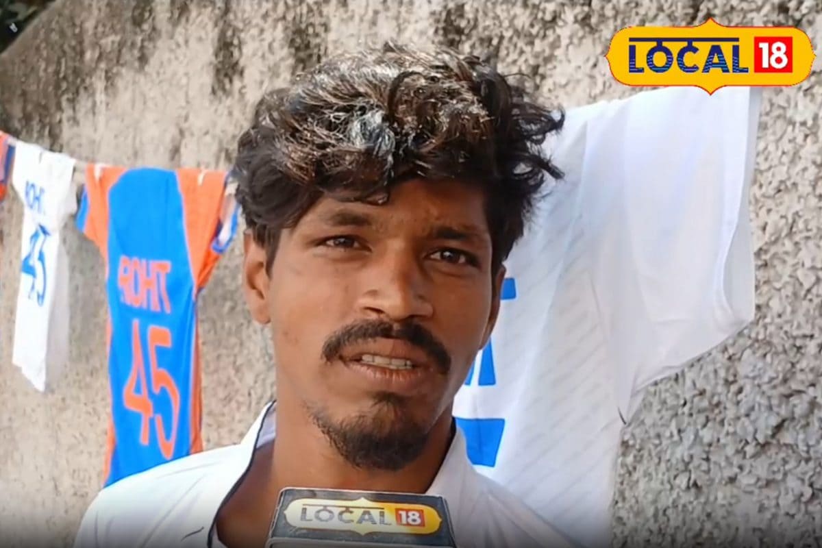 देश में जहां भी टीम इंडिया का मैच, वहां होता है ये शख्स, क्रिकेट से इतनी कमाई