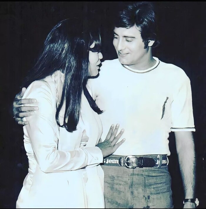 (Photo courtesy: Instagram@vinodkhanna_legendstar)