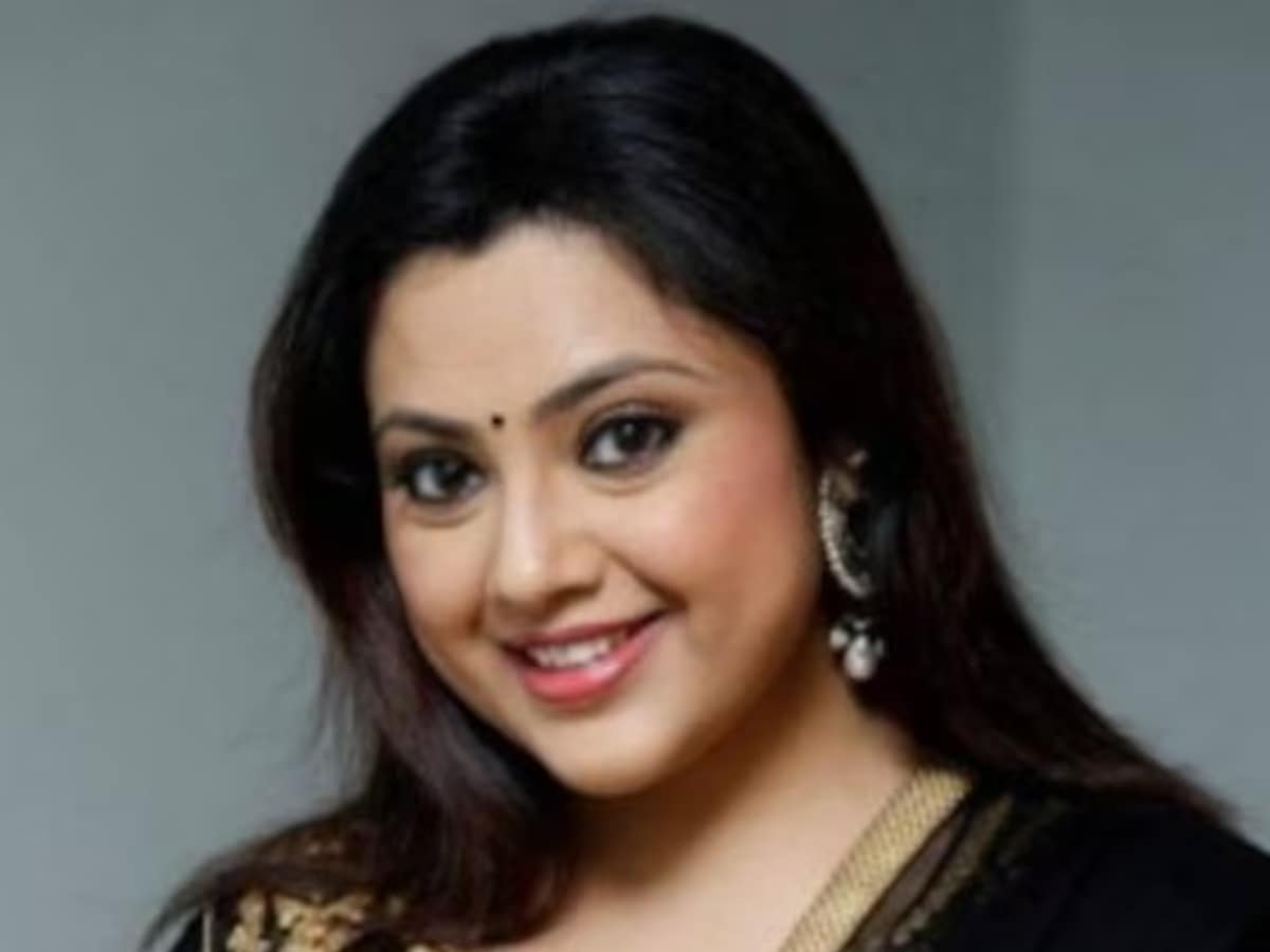 meena-south-industry-top-actress-career-beginnings-from-child-artist-to
