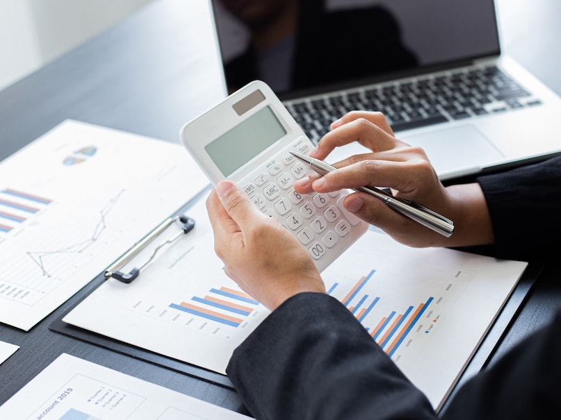 Leave these 5 investment habits in 2024 if you want to grow your portfolio in 2025 Leave these 5 investment habits in 2024 if you want to grow your portfolio in 2025