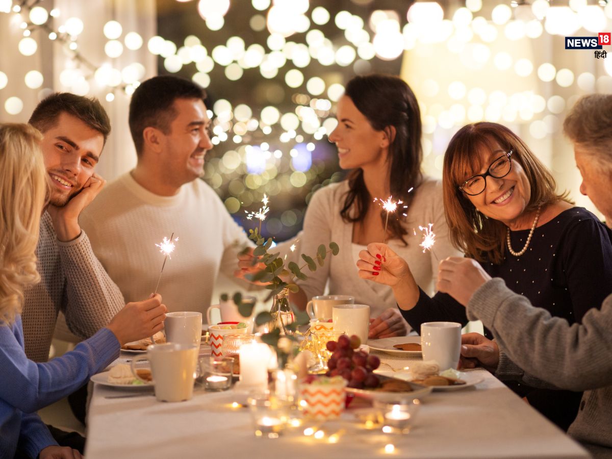 The celebration of New Year started 4000 years ago, this is a good opportunity to connect with new people, just keep in mind the etiquettes. 2