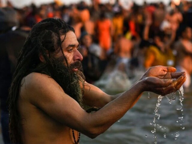 महाकुंभ में हो गई 2 लोगों की मौत, गंगा में डुबकी लगाते ही सामने आ गया काल