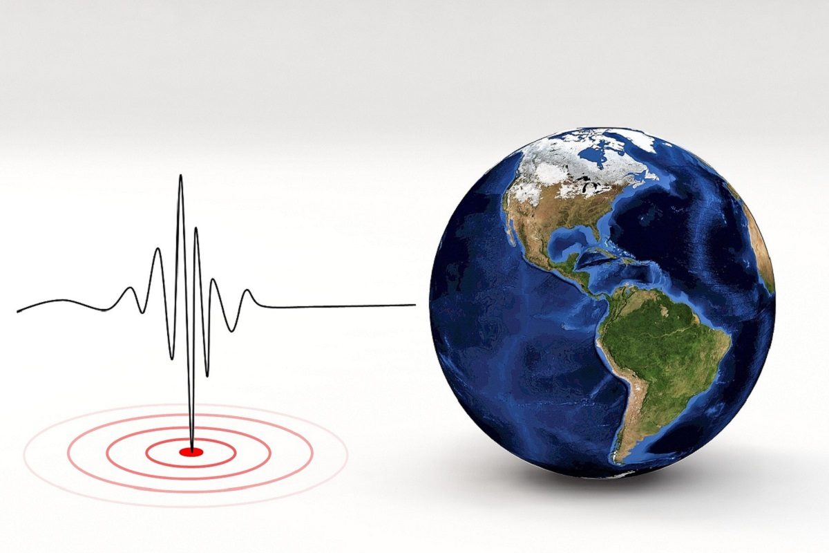 दुनिया में आते हैं रोज आते हैं कितने भूकंप हर दिन हिलते हैं एशियाई मुल्क भी