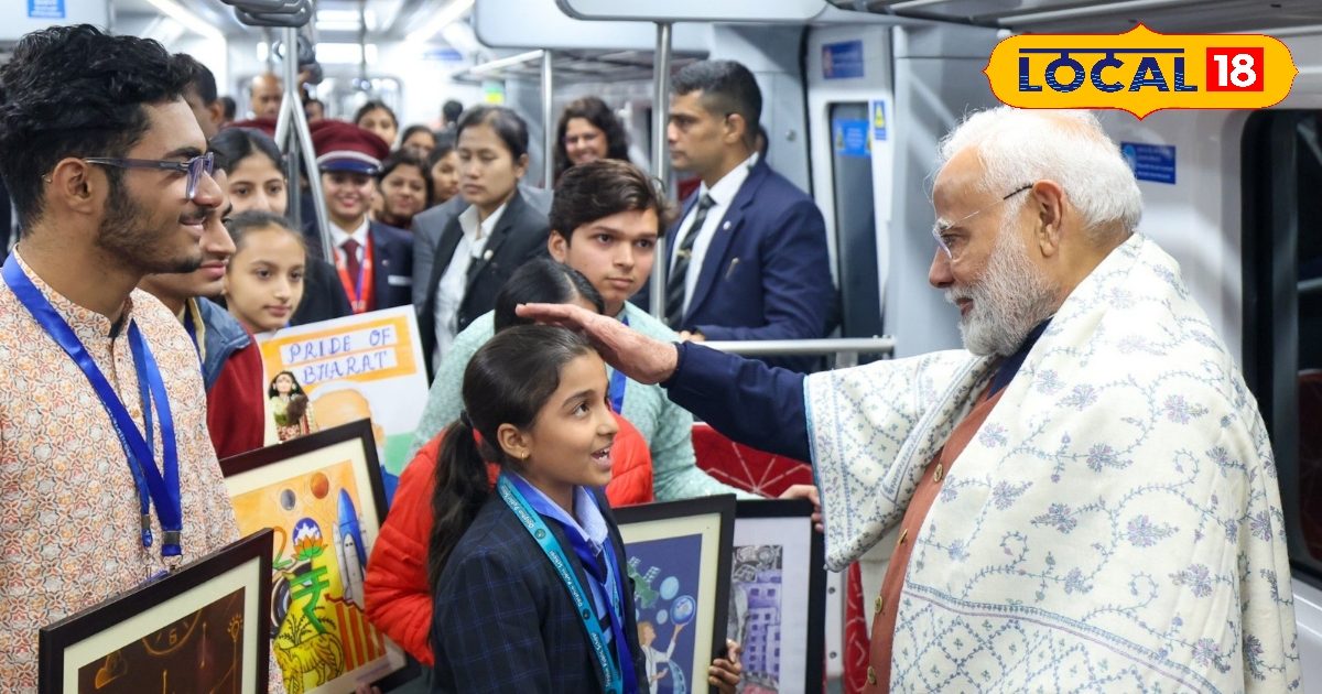 40 मिनट में मेरठ से दिल्ली पहुंचाएगी नमो भारत, PM मोदी ने दिखाई हरी झंडी 40 मिनट में मेरठ से दिल्ली पहुंचाएगी नमो भारत, PM मोदी ने दिखाई हरी झंडी
