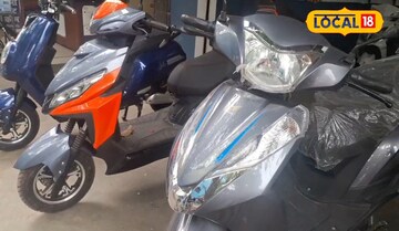 इलेक्ट्रॉनिक