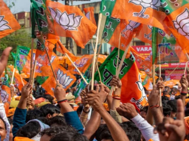 2027 के लिए बीजेपी ने बनाया प्लान 'D', अखिलेश के PDA फॉर्मूला को करेगा कुंद