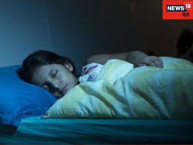 वास्तु शास्त्र के अनुसार सोने के नियम, जिससे खत्म होंगी बीमारी और परेशानियां