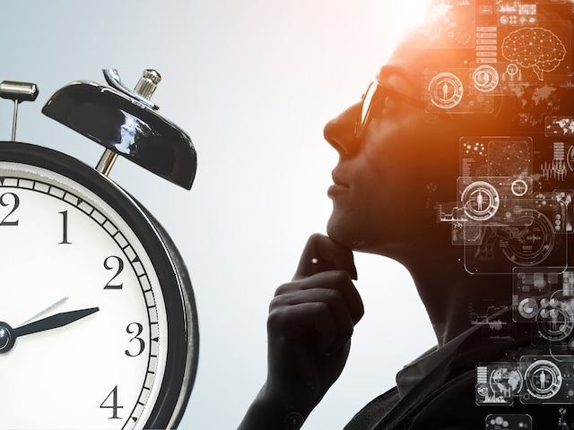 AI घड़ी बताएगी आपके जीवन का आखिरी दिन कब होगा! आखिर ये Death Clock है क्या? AI घड़ी बताएगी आपके जीवन का आखिरी दिन कब होगा! आखिर ये Death Clock है क्या?