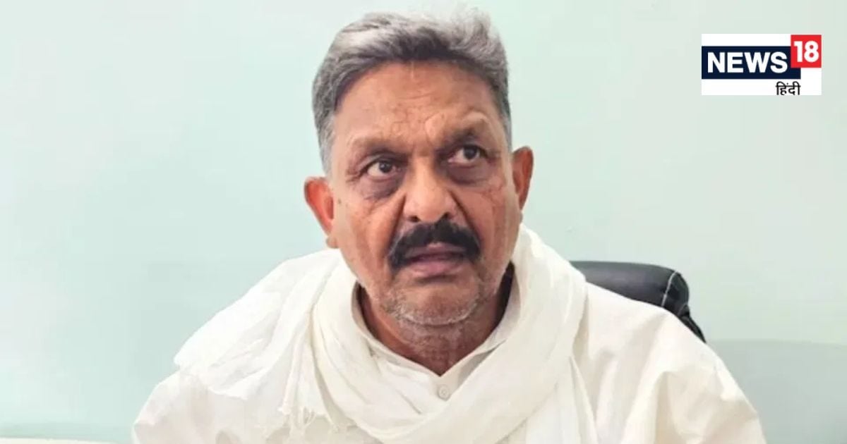 सपा सांसद अफजाल अंसारी के खिलाफ FIR, महाकुंभ को लेकर दिया था विवादित बयान