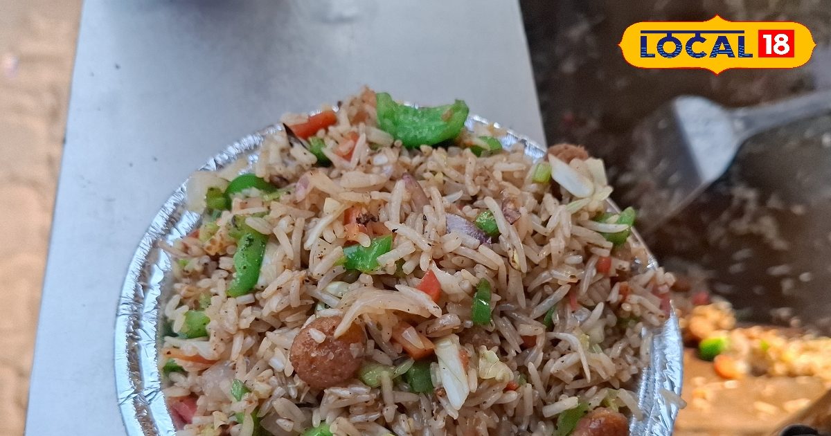 Famous Rice Shop Famous Fried Rice Shop: चिकन-मटन बिरयानी को फेल करते हैं यहां मिलने ...