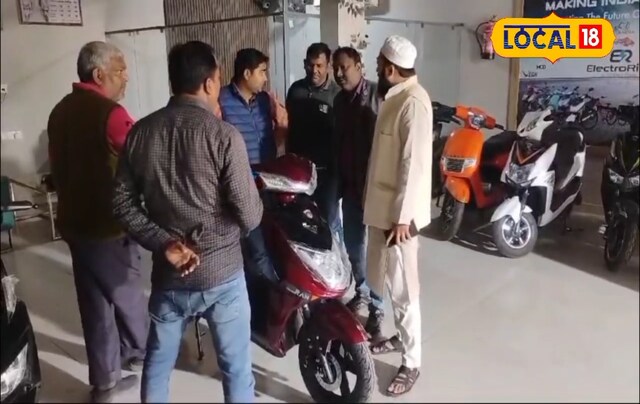 बिजली चमकना बिजली चमकना