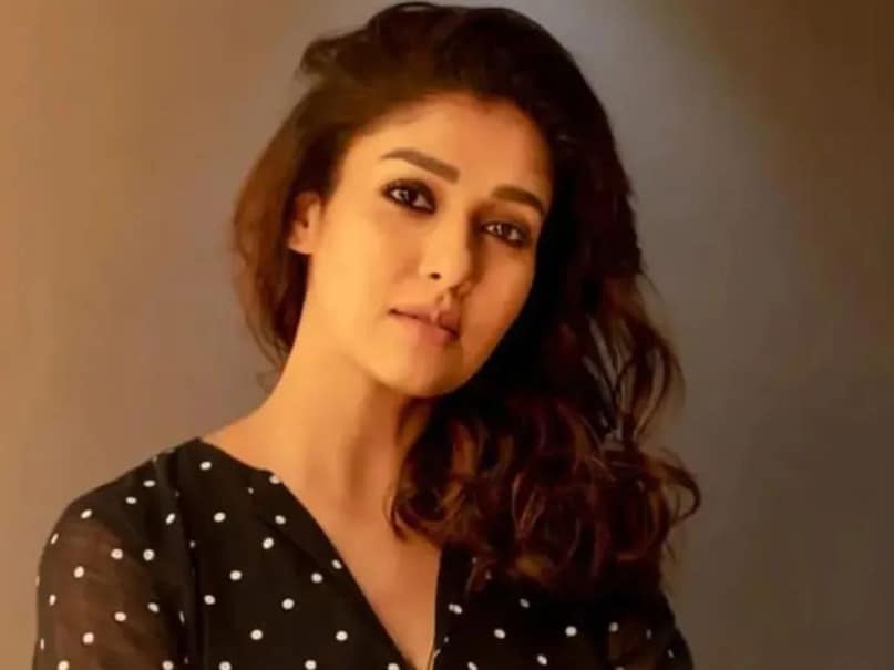 Currently, Nayantara is the highest reminal heroine in South Indian films. They charge from Rs 5 crore to Rs 10 crore for a film. According to media reports, his net worth is more than Rs 200 crore. Currently, Nayantara is the highest reminal heroine in South Indian films. They charge from Rs 5 crore to Rs 10 crore for a film. According to media reports, his net worth is more than Rs 200 crore.