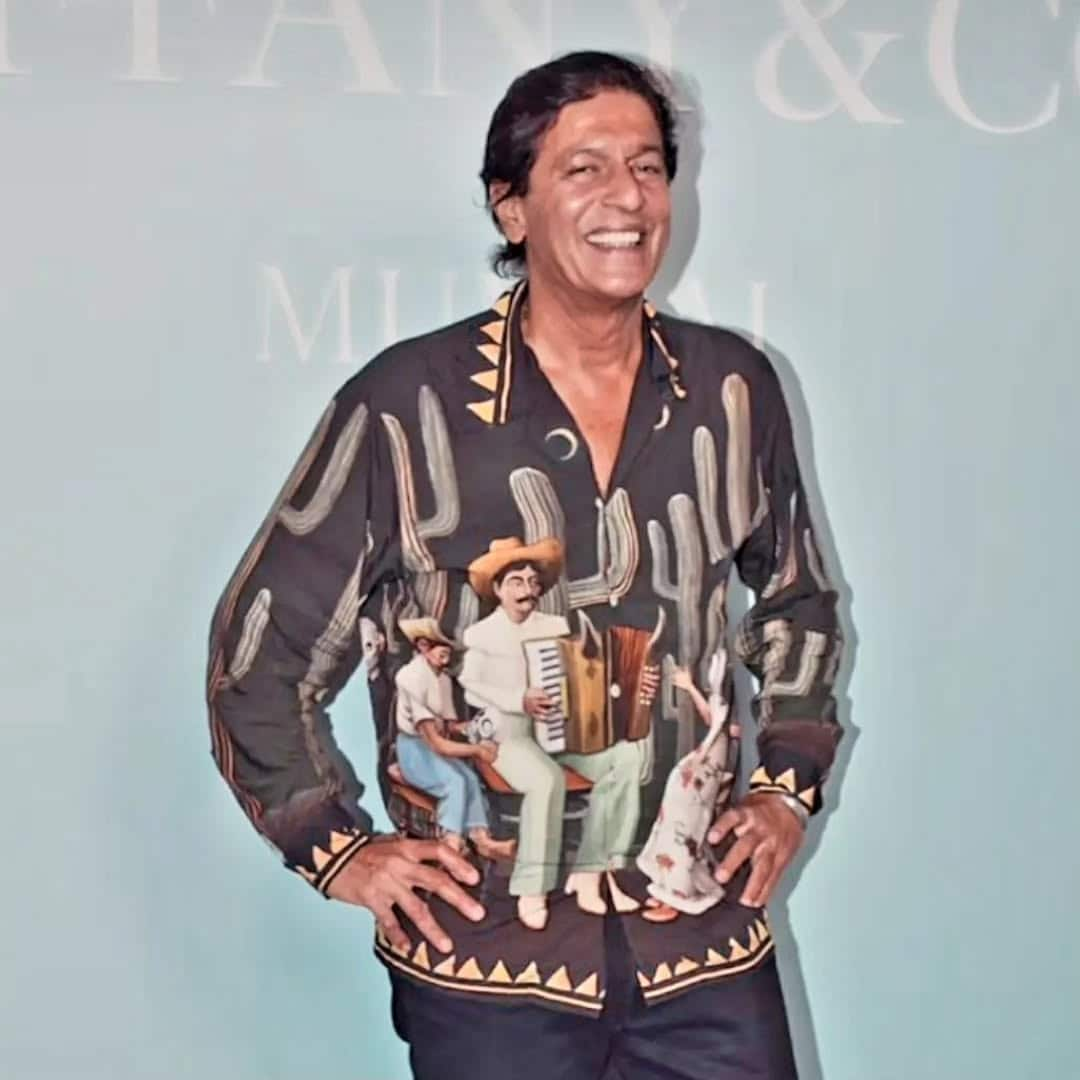 Chunky Pandey, Chunky Pandey News, Chunky Pandey became boy after 2 years of birth, Chunky Pandey buys clothes from women section for himself, Ananya Pandey steals his fathers shirts, Chunky Pandey age, Chunky Pandey influence his fashion, चंकी पांडे, चंकी पांडे जन्म के 2 साल बाद बने लड़का, अनन्या पांडे