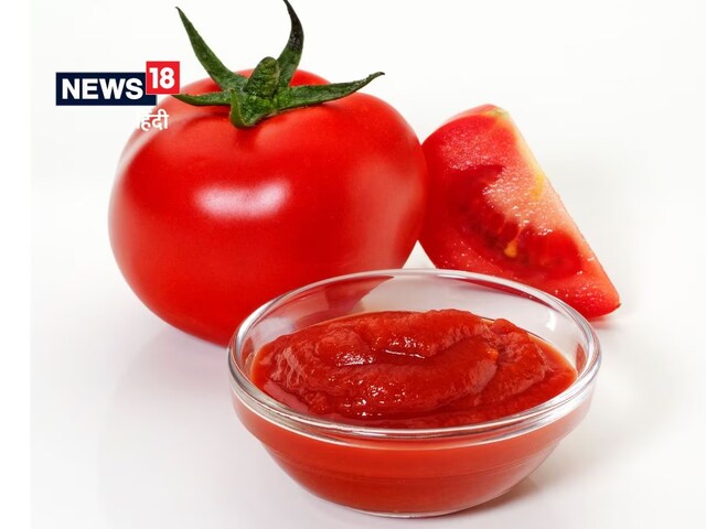आप भी तो नहीं खा रहे नकली टोमैटो सॉस, पहचान के लिये इन 4 बातों का रखें ध्यान आप भी तो नहीं खा रहे नकली टोमैटो सॉस, पहचान के लिये इन 4 बातों का रखें ध्यान
