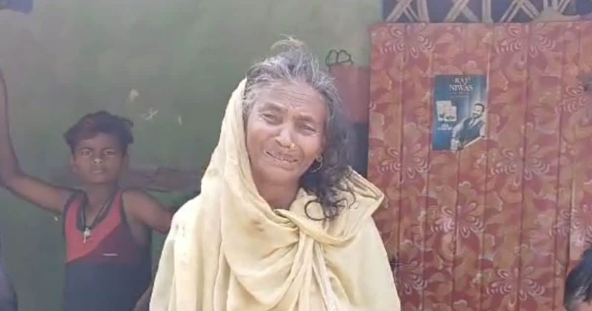 नमाज पढ़ने जा रही थी स्त्री, अचानक आई महिला, देखते ही बोली- 'डायन-डायन'