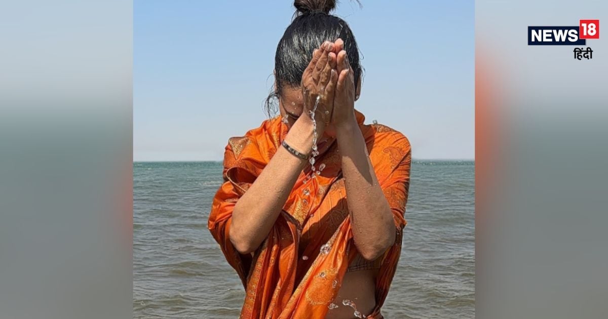 महाकुंभ में फिल्म 'जन्नत' की इस एक्ट्रेस ने लगाई डुबकी, सोशल मीडिया पर वायरल हुईं तस्वीरें, फैंस बोले- 'सारे पाप…'