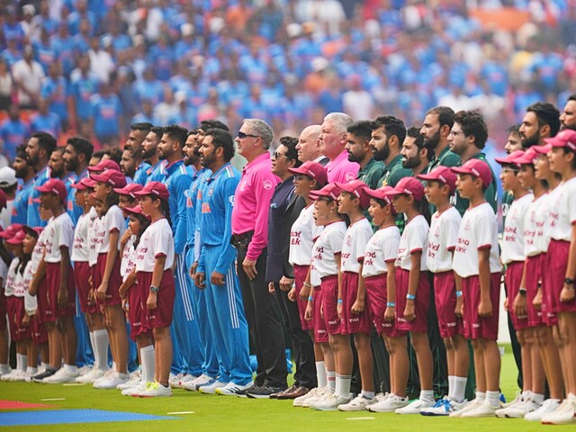 बड़े बदलाव के साथ उतरा पाकिस्तान, भारत की प्लेइंग XI में कौन कौन से धुरंधर