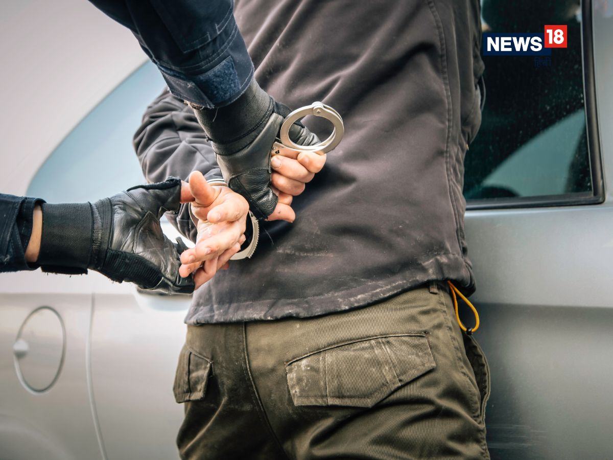 man enter girl house secretly steal undergarment