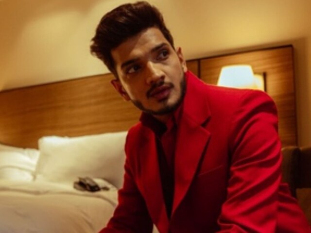 After Raina, Munawar Farooqui's 'time heavy', accused of hurting religious sentiments