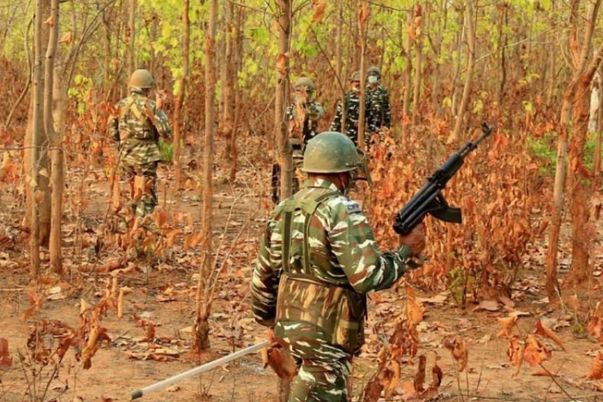 सुकमा में नक्सलियों और सुरक्षा बलों के बीच मुठभेड़, IED ब्लास्ट, दो जवान जख्मी