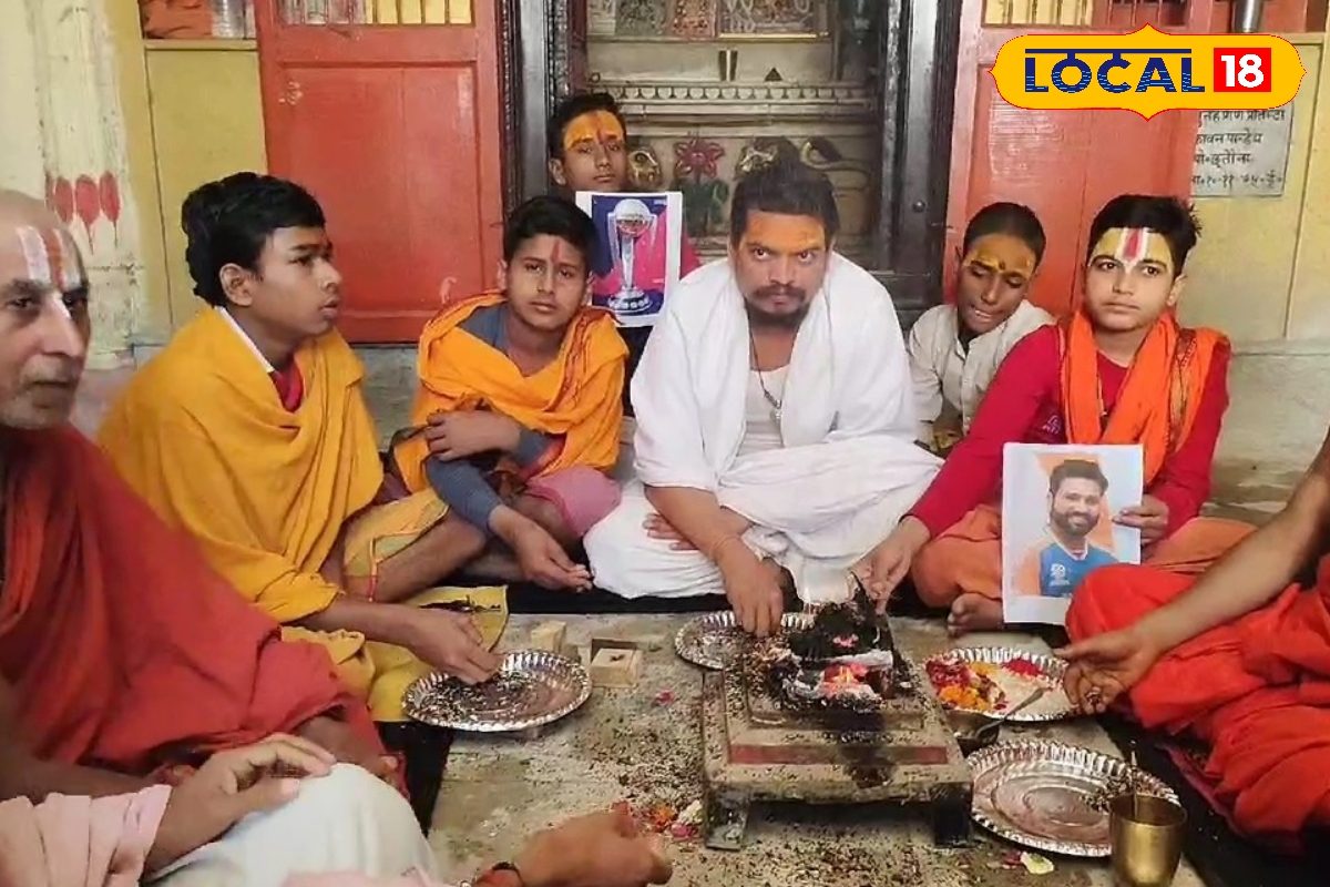 चैंपियंस ट्रॉफी के फाइनल मैच में भारत की जीत को लेकर अयोध्या में हुआ हवन,