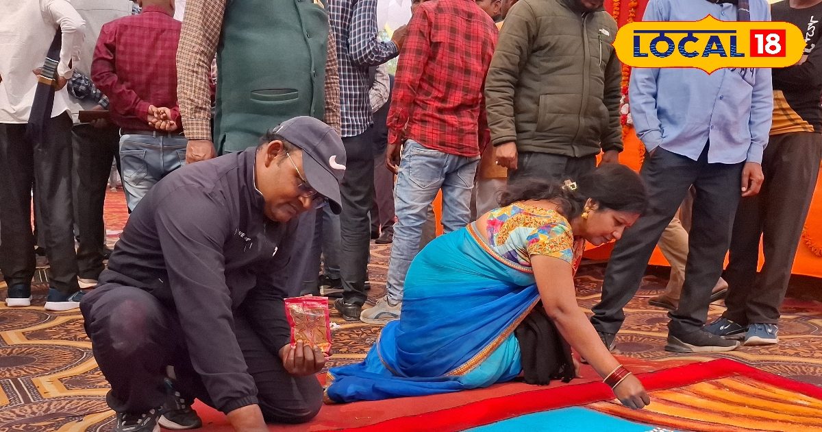 रंगोली बनाने में बड़े ही माहिर है जिले के चन्द्रजीत! 2000 से अधिक बनाई…