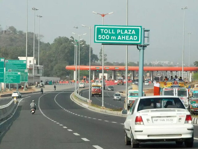 नए फास्टैग से कितने की होगी बचत, अभी तक देने होते थे लगभग 10000 रुपये