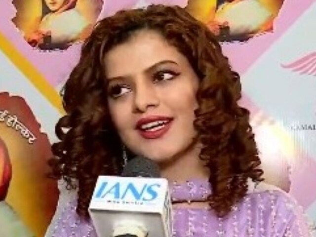 'Share your achievement with people', playback singer appeals to women 'Share your achievement with people', playback singer appeals to women