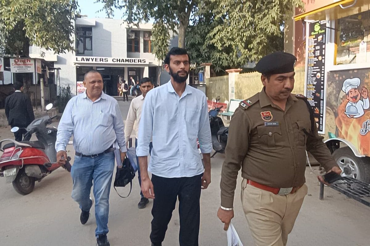 हरियाणा से गोवा भेजा पैकेट जैसे ही किया स्कैन तो फटाफट बुला ली पुलिस