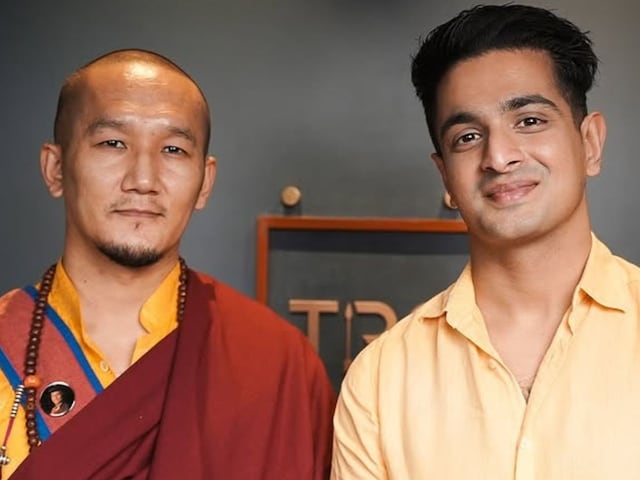 इंडियाज गॉट लैटेंट विवाद के 1 महीने बाद रणवीर ने शेयर किया पहला पॉडकास्ट, छलका दर्द- ‘सोचा नहीं था…’ इंडियाज गॉट लैटेंट विवाद के 1 महीने बाद रणवीर ने शेयर किया पहला पॉडकास्ट, छलका दर्द- ‘सोचा नहीं था…’