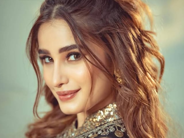 Raveena Tandon's daughter gave a befitting reply, on comparison with Suhana-Jahnavi ... Raveena Tandon's daughter gave a befitting reply, on comparison with Suhana-Jahnavi ...
