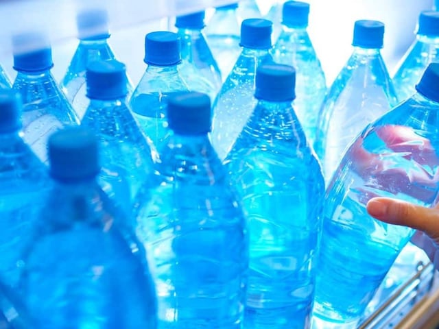 'Disgusting act' ... This work done with water bottles of women in the cleaning worker office 'Disgusting act' ... This work done with water bottles of women in the cleaning worker office
