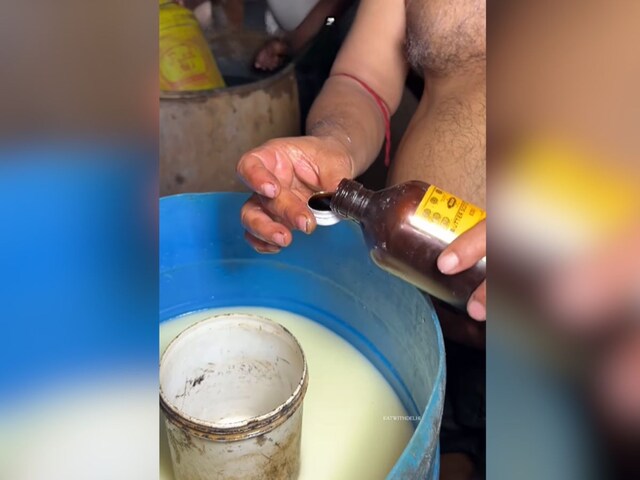 Untitled-design-6-2025-03-29cc7c48f26514b485365b6987f915fc Viral video of 1 rupee Pepsi: Watch how cold chuski is made.