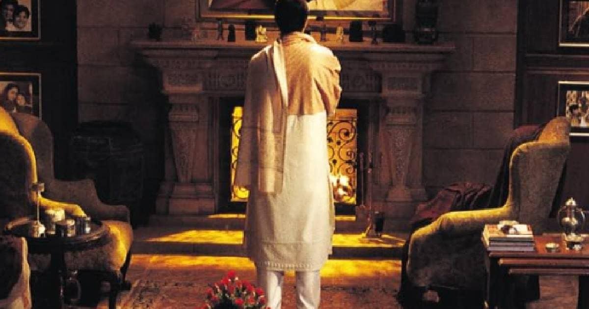 The deleted scenes of Amitabh’s blockbuster film will also win your heart.