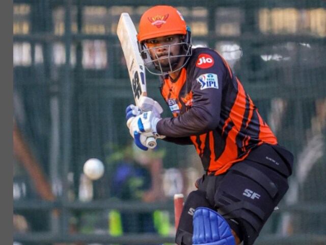 Mother lost at the age of 3, father's second marriage, uncle brought to IPL Mother lost at the age of 3, father's second marriage, uncle brought to IPL
